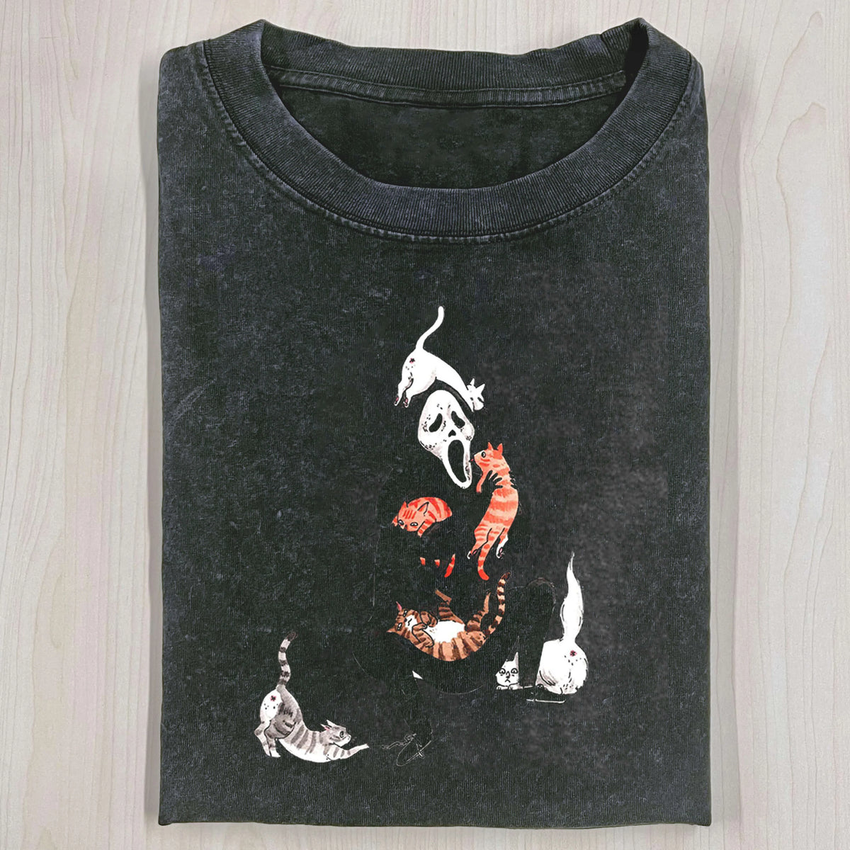 Screams and Cat Graphic T-shirts