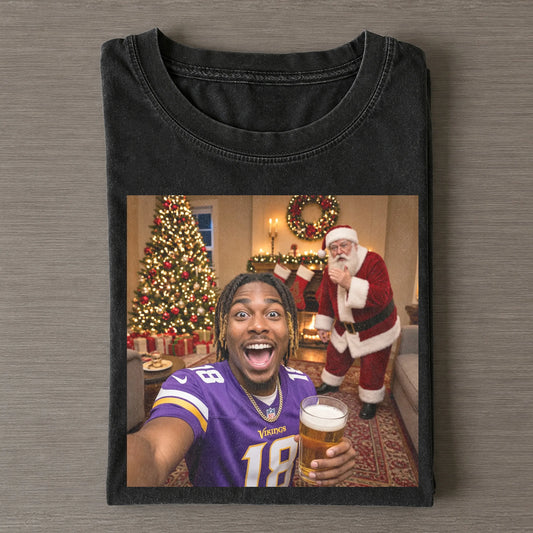 Justin Jefferson Caught Santa on Camera Funny Christmas TEE